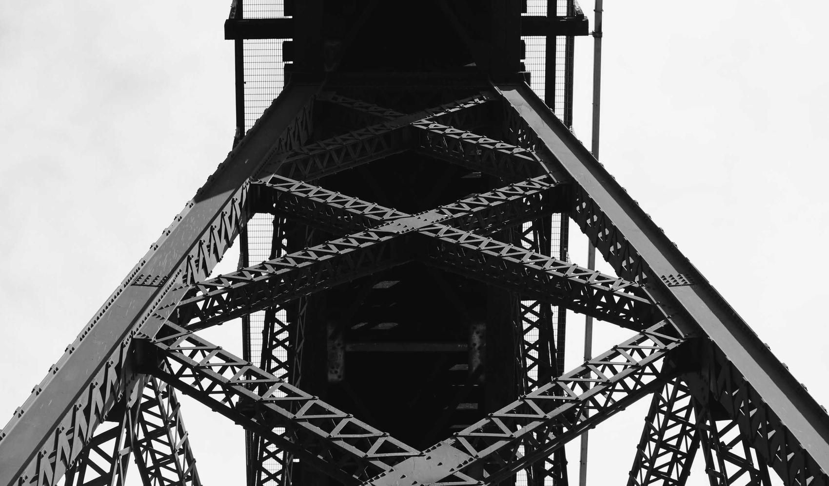 菠萝云实名账号:手机棋牌平台代理