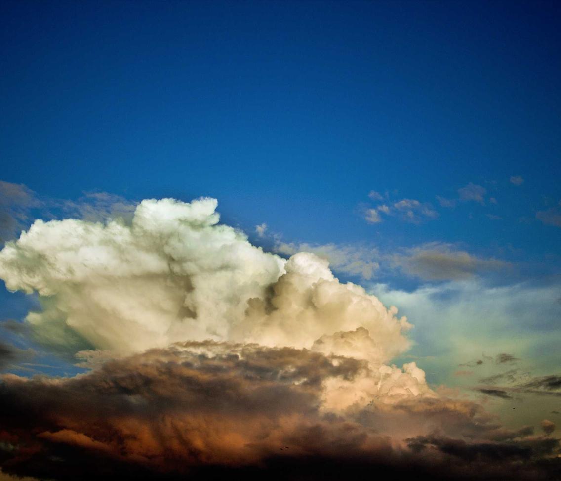 老人卡实名账号：实名账号：你不该为隐私的代价付出